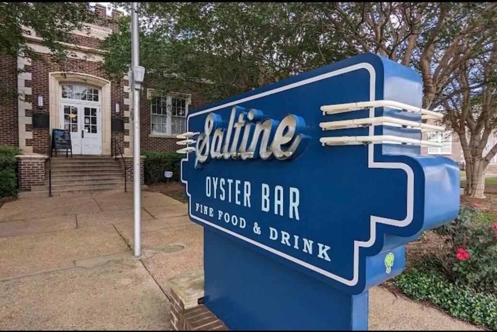 Short Walk To Jsu Stadium, Hospitals, And Bars In Fondren แจ็คสัน ภายนอก รูปภาพ